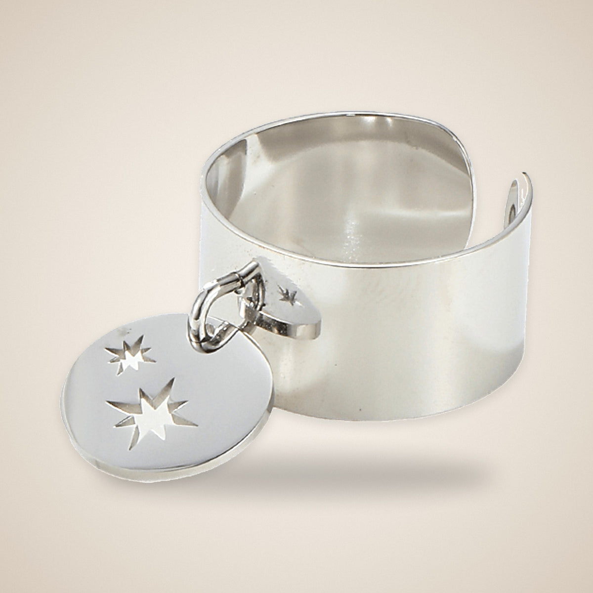 Bague Médaille Étoile – vue détaillée 4 – Maison Trèfle